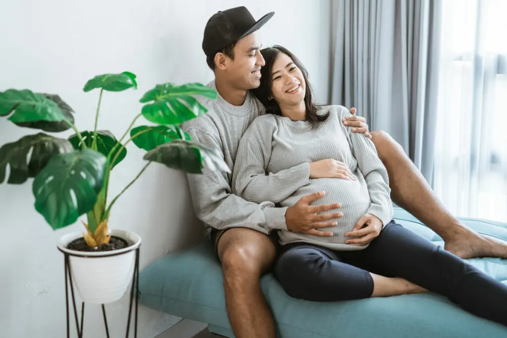 Pregnant couple